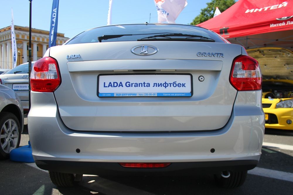 Лада Гранта лифтбек