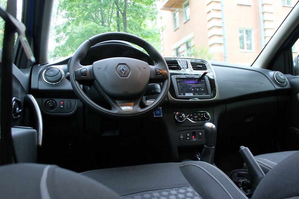 Renault Logan 2014 салон