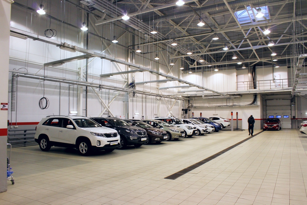 Автоцентр Аврора на Стартовой 4 - сервисная зона