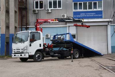 Эвакуатор Isuzu NPR75