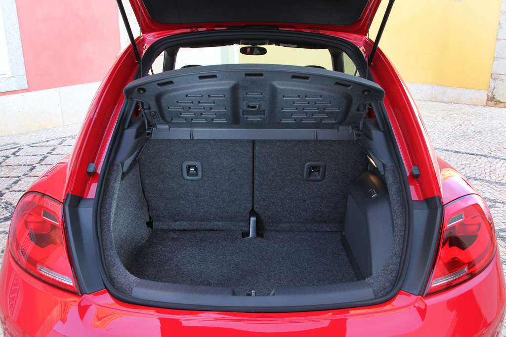 Volkswagen Beetle 2014