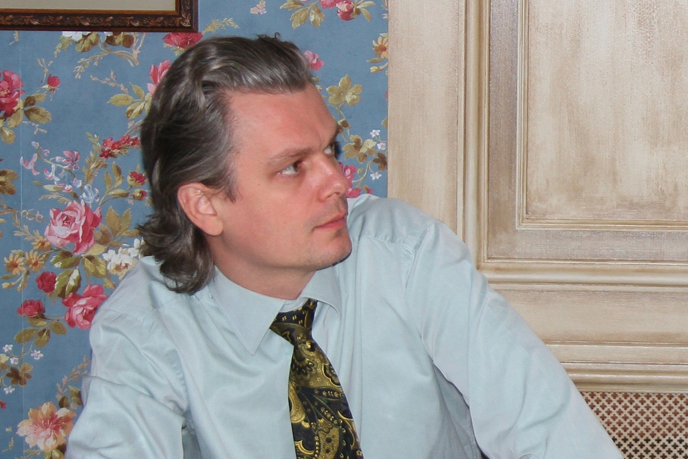 Директор автоцентра Атлант-М Балтика Дмитрий Лазовский