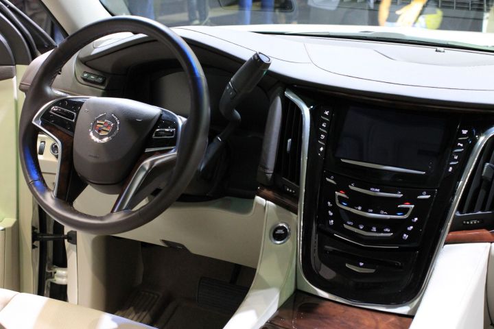 Cadillac Escalade на Московском автосалоне Cadillac Escalade на Московском автосалоне