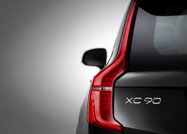 Новый Volvo XC90 задние фонари Новый Volvo XC90 задние фонари