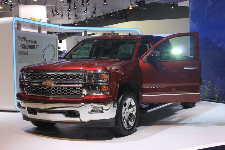 Новый Chevrolet Silverado общий вид