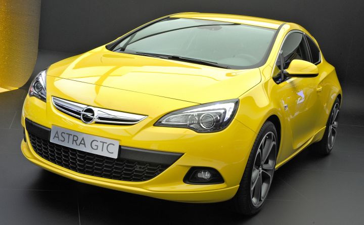 opel astra gtc