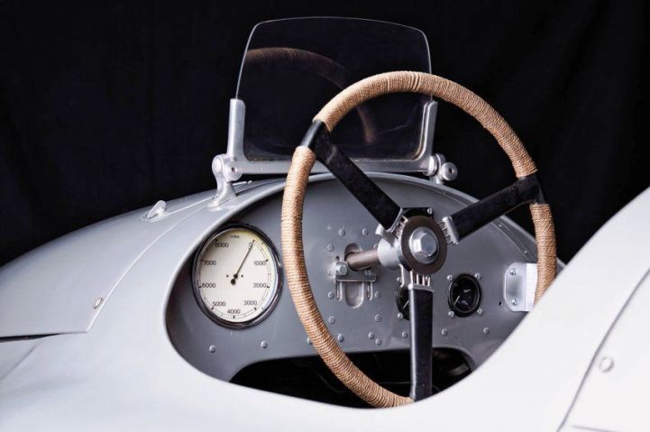 Вскоре "серебряную стрелу" Сталина вновь покажут публике Вскоре "серебряную стрелу" Сталина вновь покажут публике