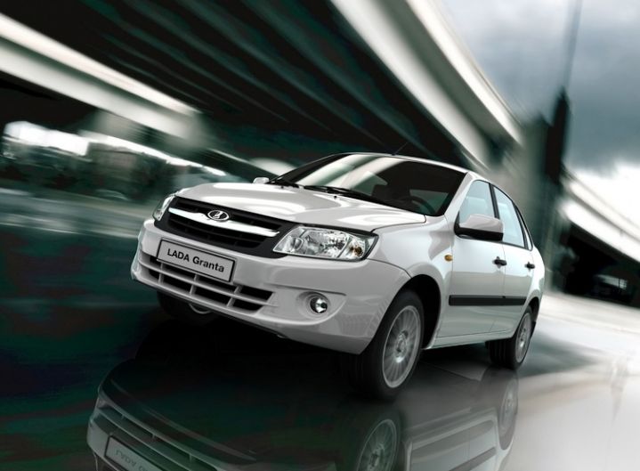 Lada Granta занимает лидирующую позицию
