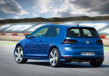 Volkswagen Golf сделают кроссовером Volkswagen Golf сделают кроссовером