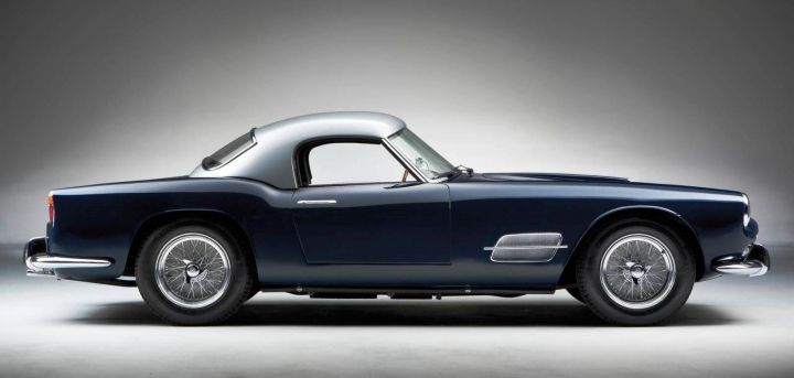 Ferrari 250 GT LWB California Spyder 