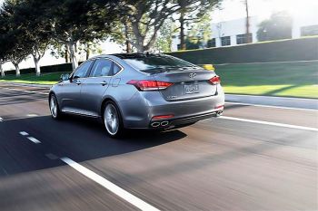 Hyundai назвала стоимость седана Genesis в Великобритании Hyundai назвала стоимость седана Genesis в Великобритании