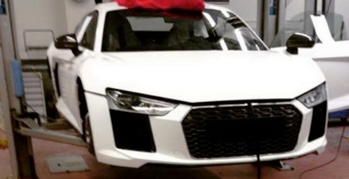 Фото Audi R8 с новым дизайном появились в Интернете Фото Audi R8 с новым дизайном появились в Интернете