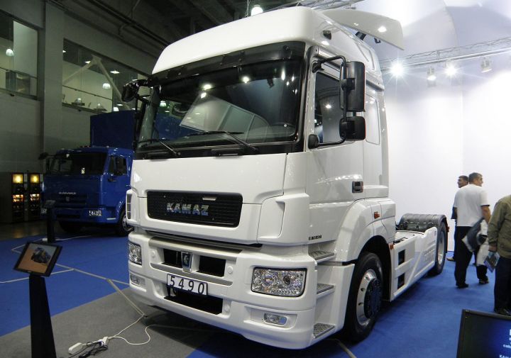 «КамАЗ» в марте запустит производство двух новинок с агрегатами Daimler