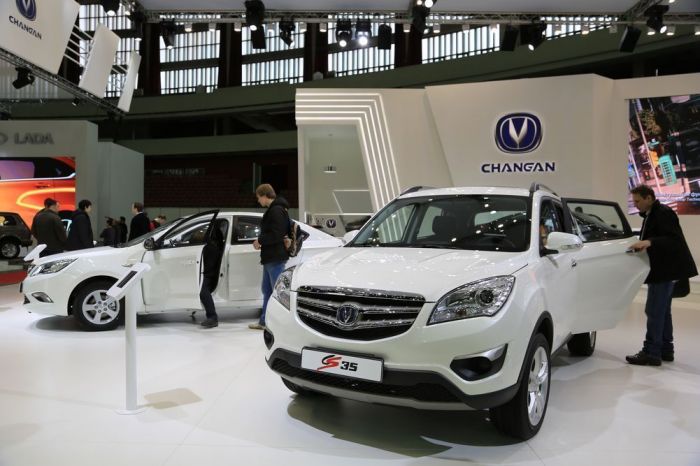 Мир Автомобиля 2015. Стенд Changan Мир Автомобиля 2015. Стенд Changan