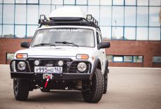 «Дикари» штурмуют Эльбрус: начало сезона экстремальных путешествий на LADA 4х4