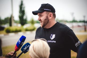 «Дикари» штурмуют Эльбрус: начало сезона экстремальных путешествий на LADA 4х4