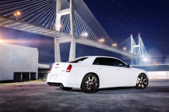 Австралийцы первыми увидели Chrysler 300 SRT Австралийцы первыми увидели Chrysler 300 SRT