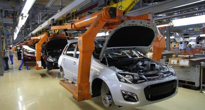 В первый день осени подорожают вазовские модели В первый день осени подорожают вазовские модели