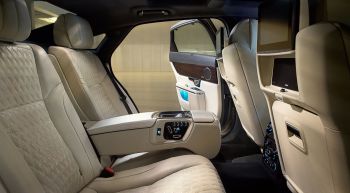 Российские продажи Jaguar XJ начнутся весной 2016 года Российские продажи Jaguar XJ начнутся весной 2016 года