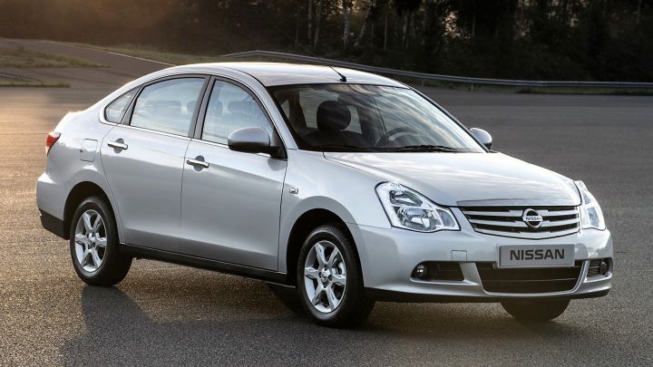 Легковушки-седаны потеряли спрос у россиян