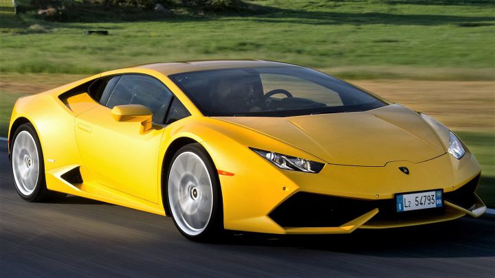 В России раскупили все Lamborghini 2016 года