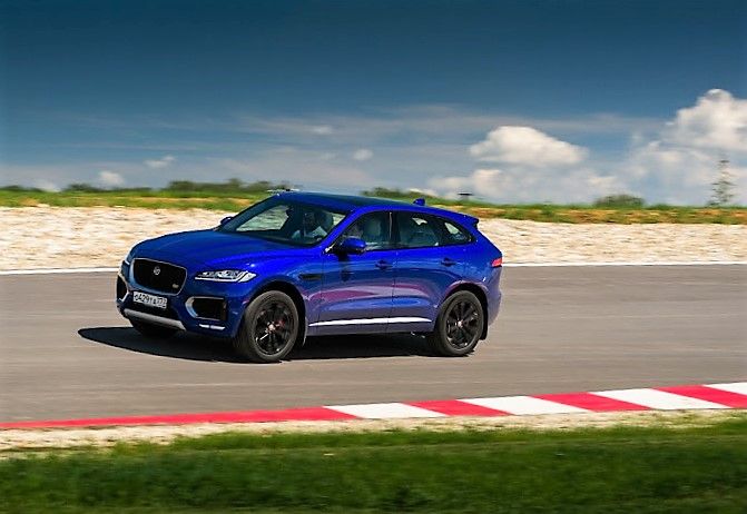 Презентация Jaguar F-PACE в центре Jaguar Land Rover Experience Презентация Jaguar F-PACE в центре Jaguar Land Rover Experience