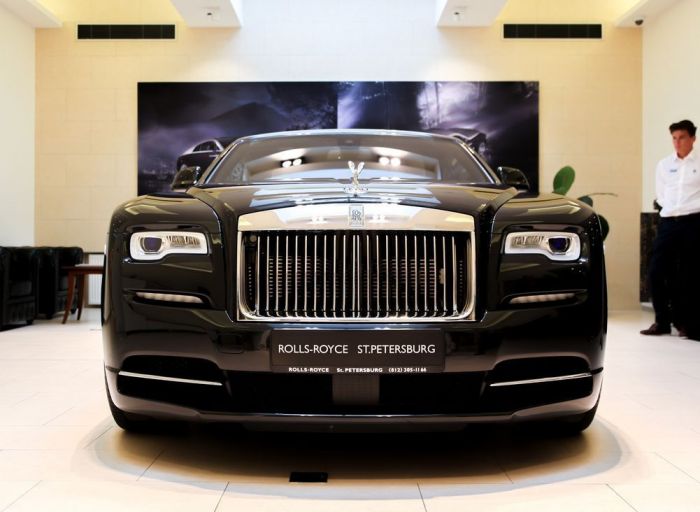 Rolls-Royce Motor Cars St.Petersburg. Rolls-Royce DAWN
