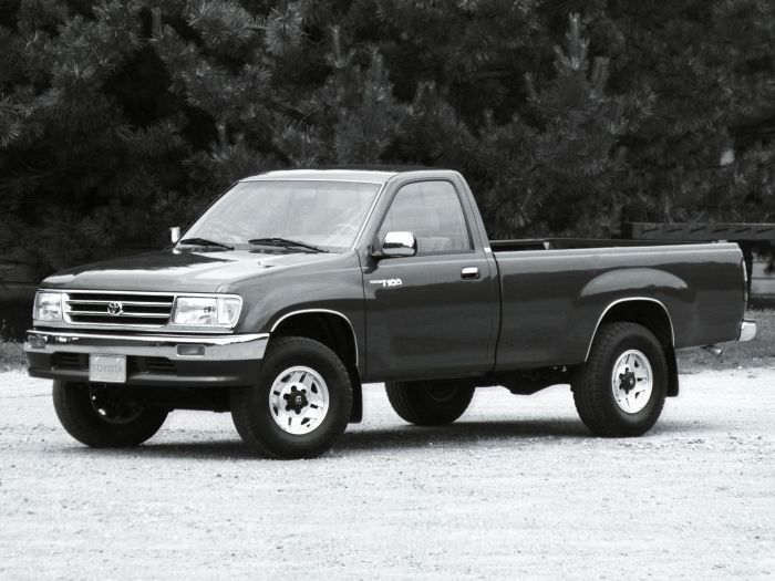 Toyota T100