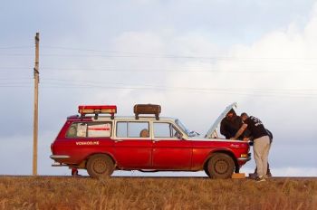 Экспедиция Восход покоряет Тибет на советских «Волгах»