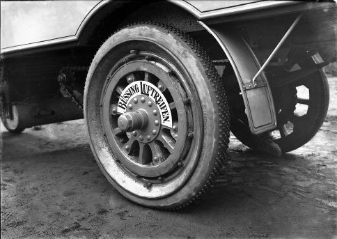 14 с половиной фактов в год 145-летия Continental 14 с половиной фактов в год 145-летия Continental