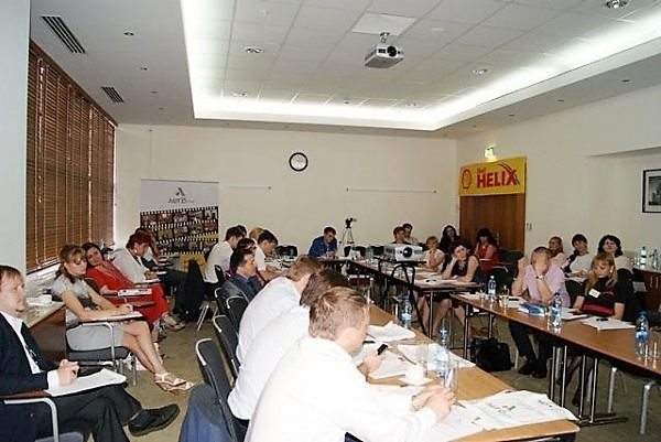 Автодилеры раскроют секреты ONLINE-продаж в своих компаниях Автодилеры раскроют секреты ONLINE-продаж в своих компаниях