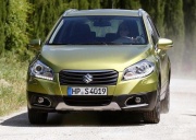 Кроссовер Suzuki SX4 обновится к лету