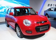 Импорт китайских авто в Россию сократился на треть