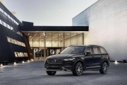 Стала известна рублевая стоимость Volvo XC90