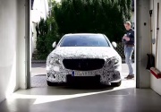 Новый Mercedes Е-класса будут парковать с помощью телефона (ВИДЕО)