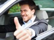 За осанкой человека в салоне будут следить автомобили