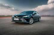 Абсолютно новая Toyota Camry уже в дилерских центрах