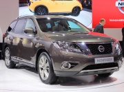 Nissan превратил Pathfinder в большой кроссовер